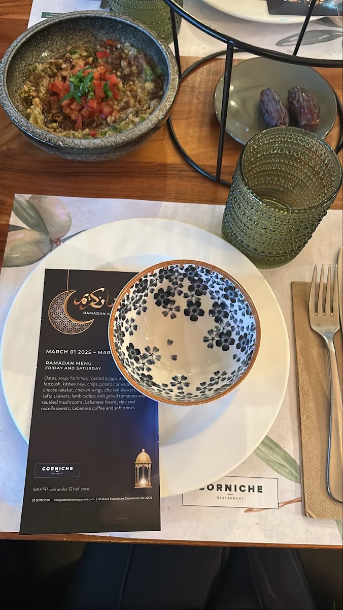 Menu, Corniche Restaurant