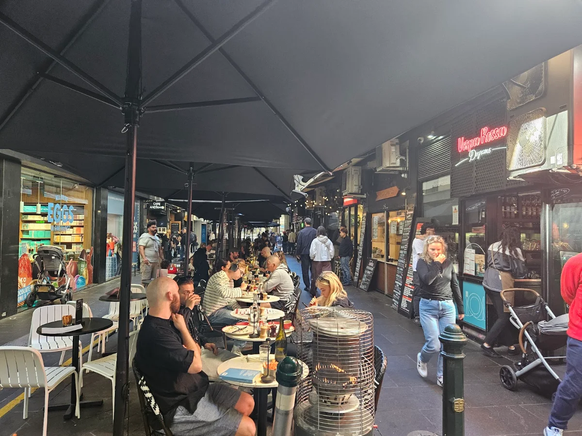 Vibe, Vespa Rossa Degraves