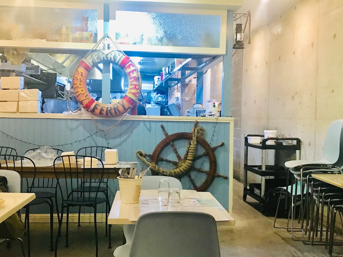 Vibe, Fourth Fish Cafe & Restaurant