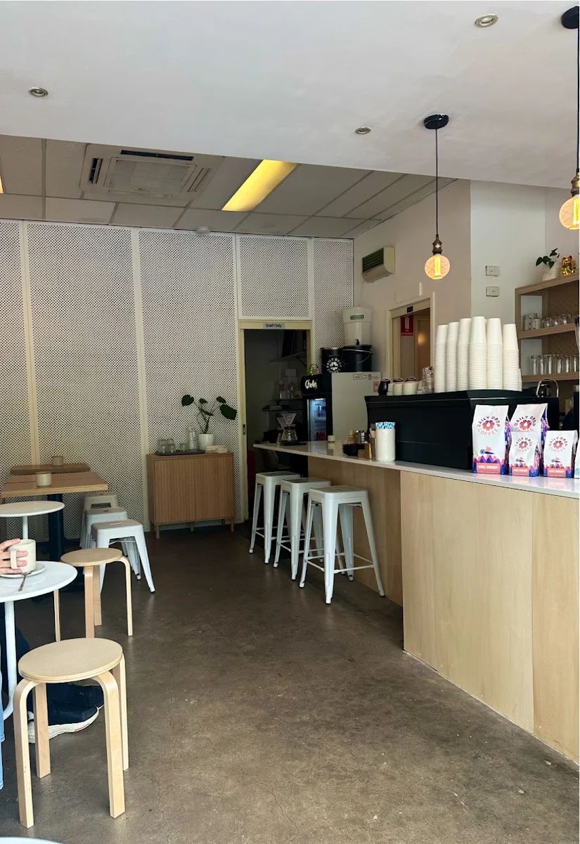 Vibe, YILUFA COFFEE CO