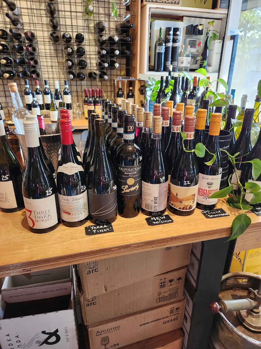 Vibe, The Neighbourhood Kitchen, Coffee & Bottle Shop