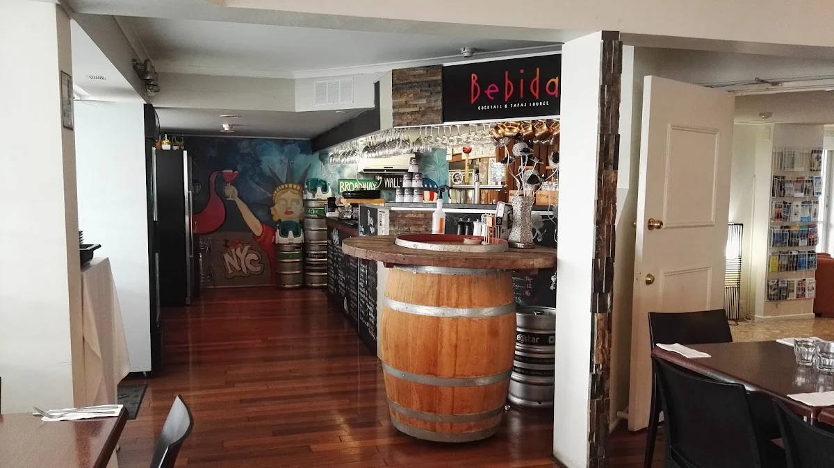 Vibe, Rocksalt Bar & Restaurant