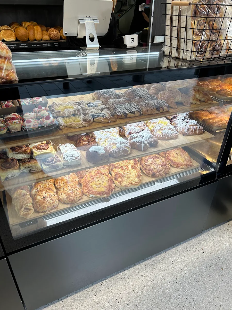 Vibe, Bakehouse on Somerville