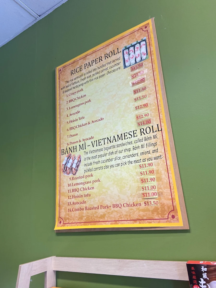Menu, Roll Viet Café