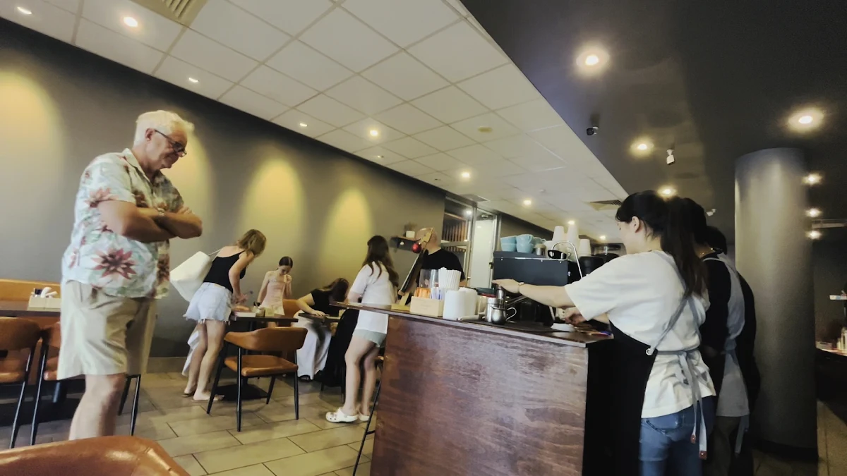 Vibe, Mập Mập Cafe - The Piggy Coffee | Coffee, Brunch, Bánh mì, Phở