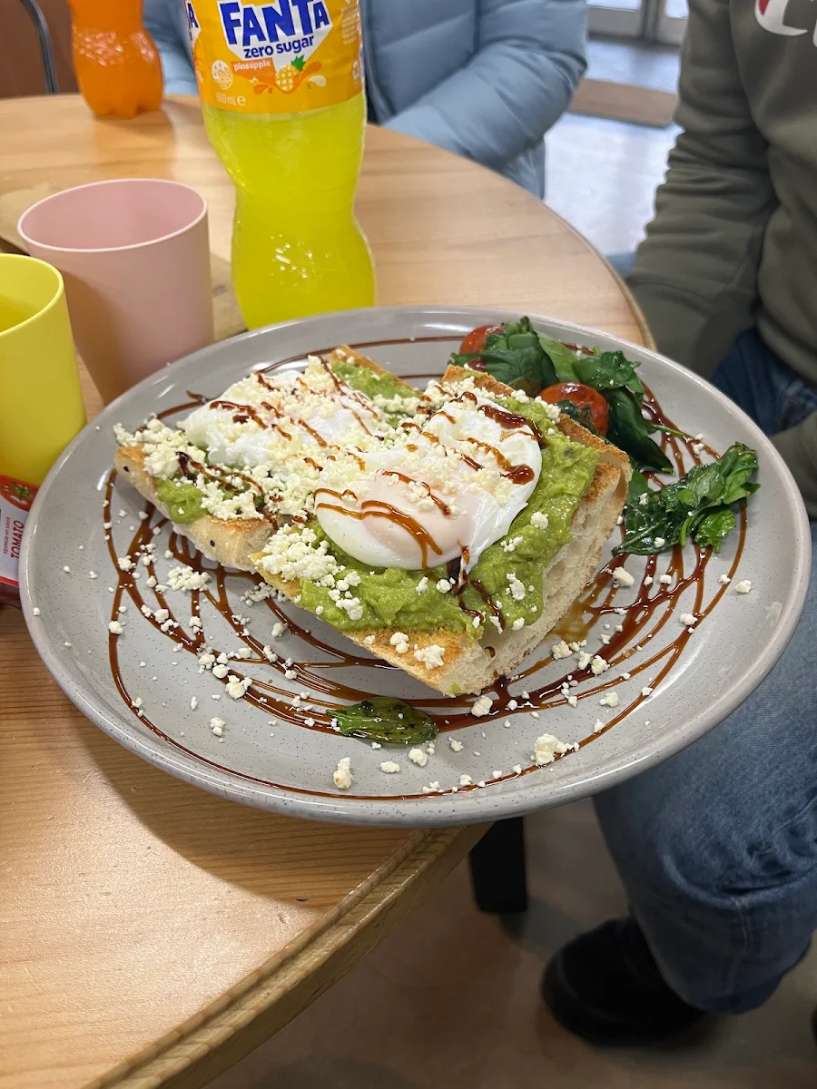Food & drink, K&T's Cafe