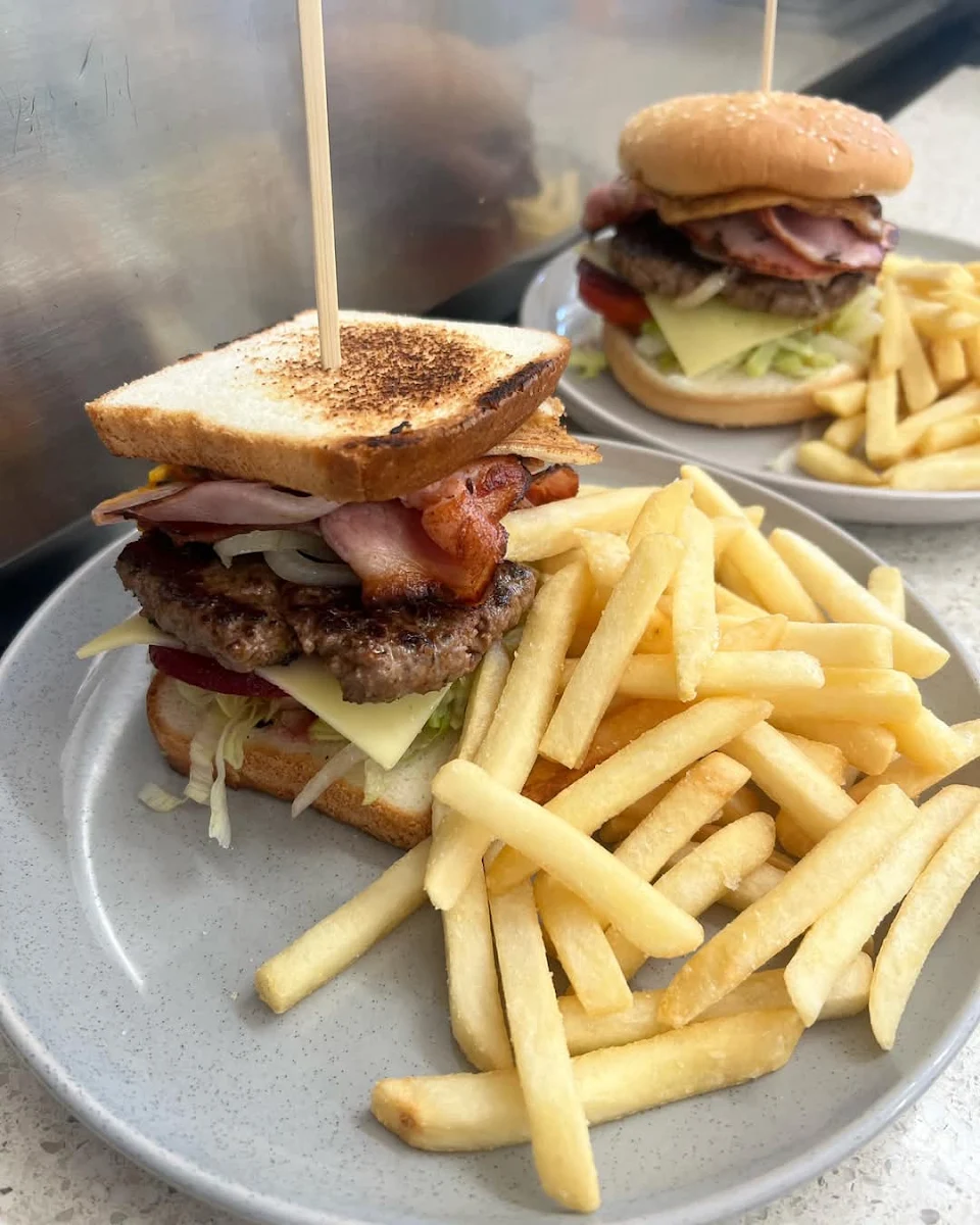 Food & drink, K&T's Cafe