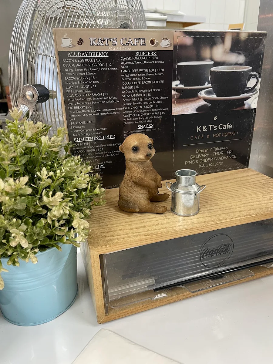 Menu, K&T's Cafe