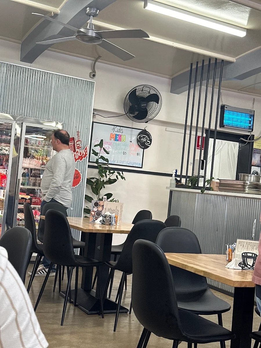 Vibe, K&T's Cafe