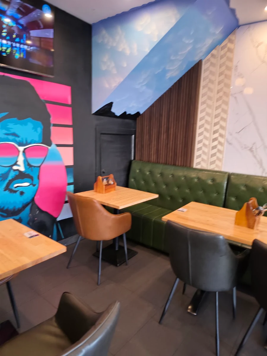Vibe, Sri Dwaraka, Clayton