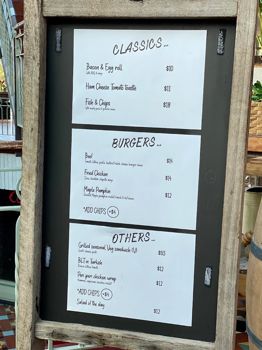 Menu, The Lookout Echo Point