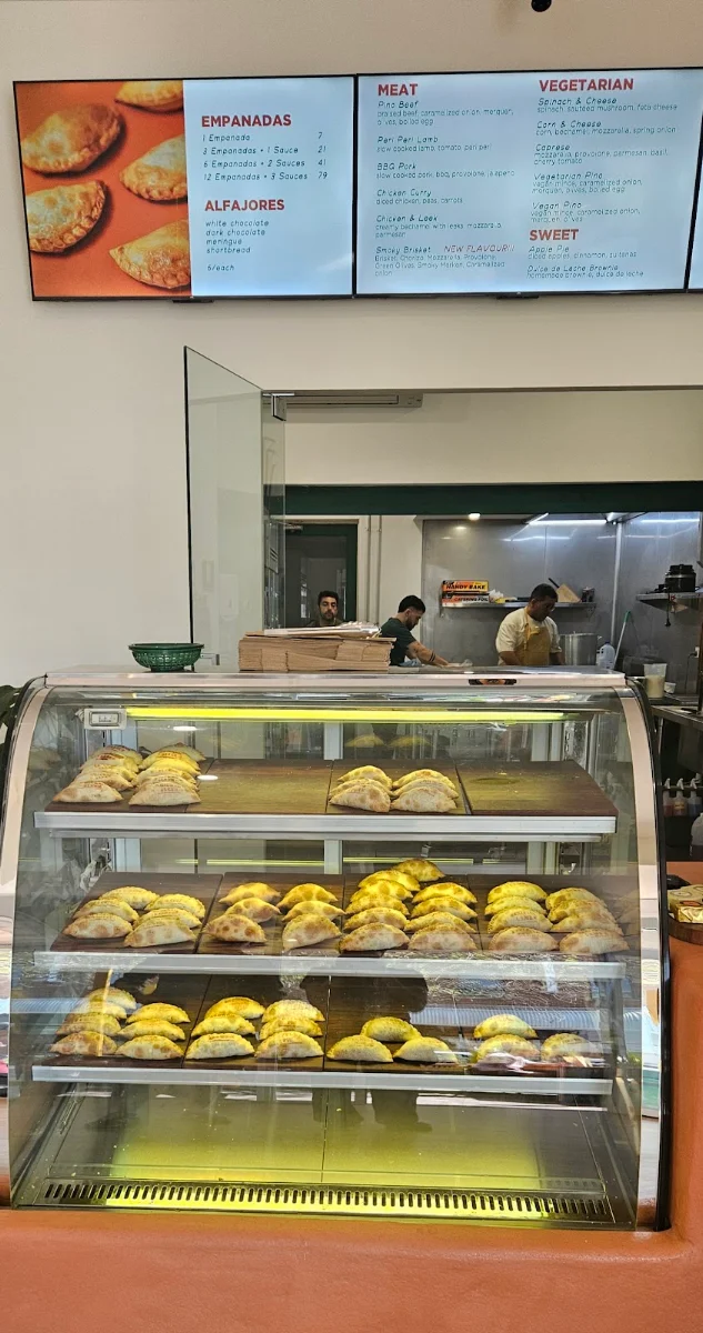 Menu, Pinos Empanadas