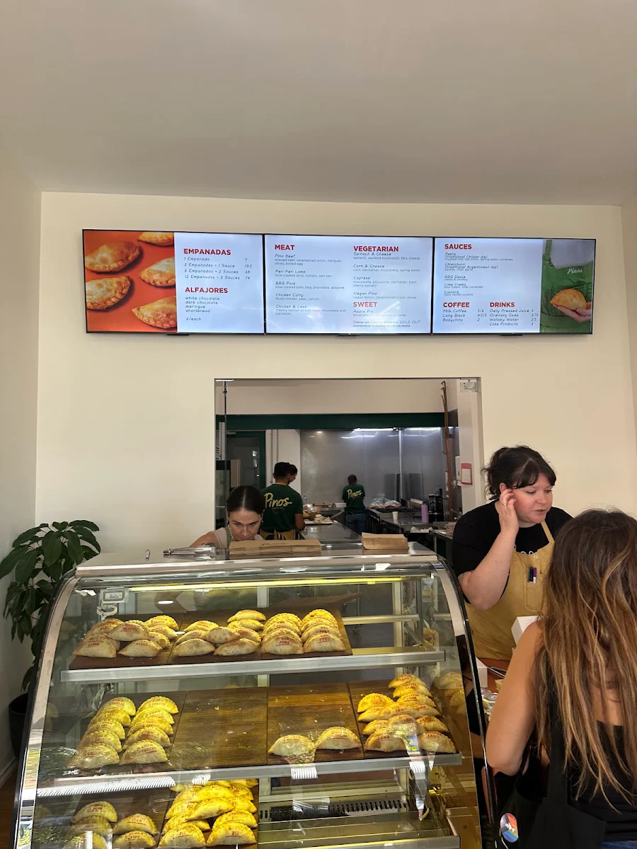 Menu, Pinos Empanadas