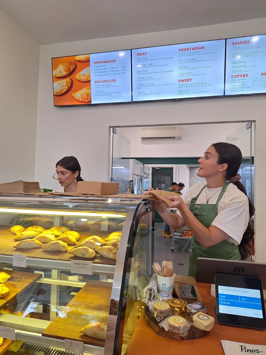 Menu, Pinos Empanadas
