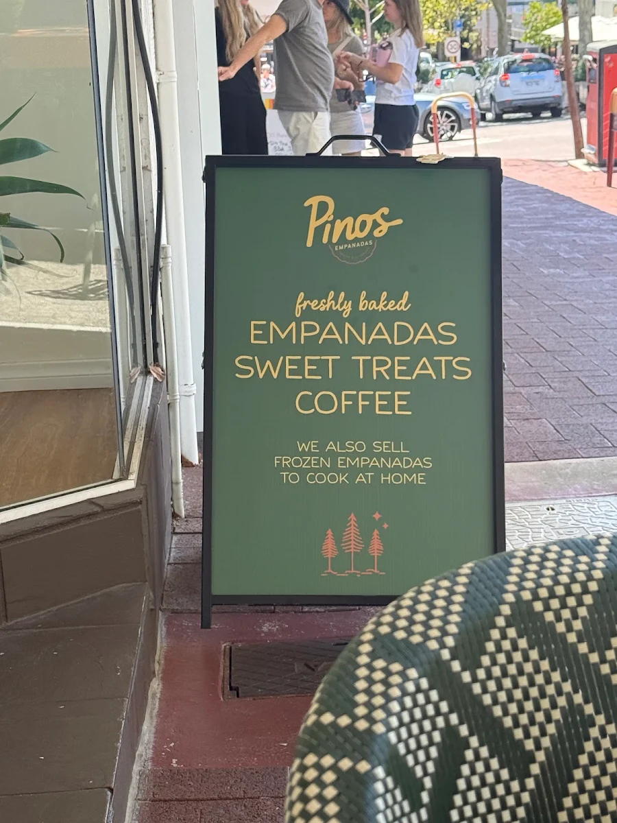 Menu, Pinos Empanadas