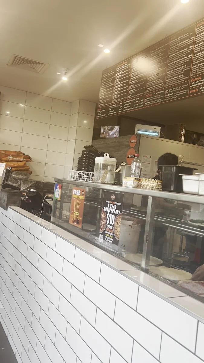 Vibe, Amalfi Pizza & Pasta - Delacombe