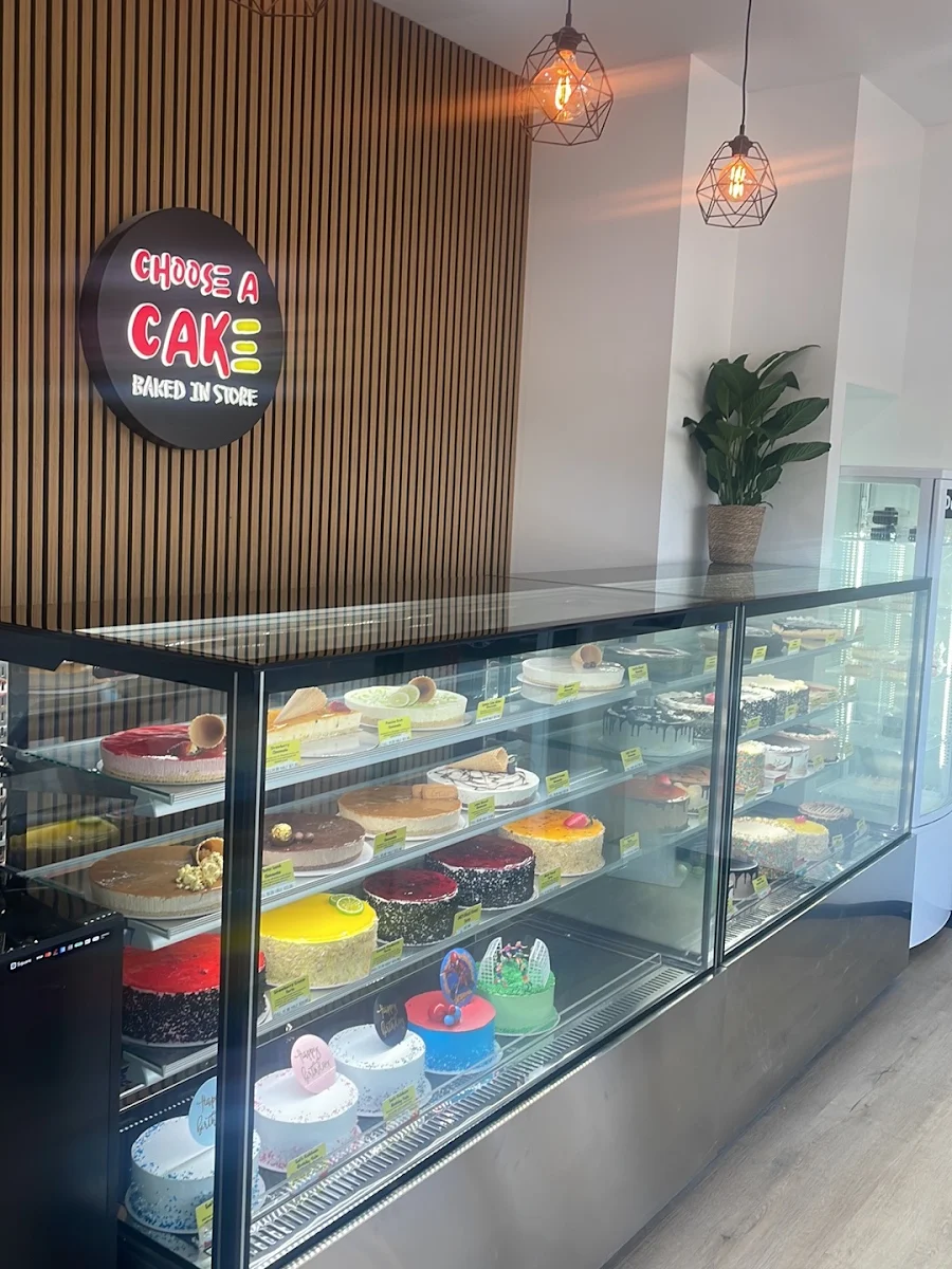 Vibe, Choose A Cake Girrawheen