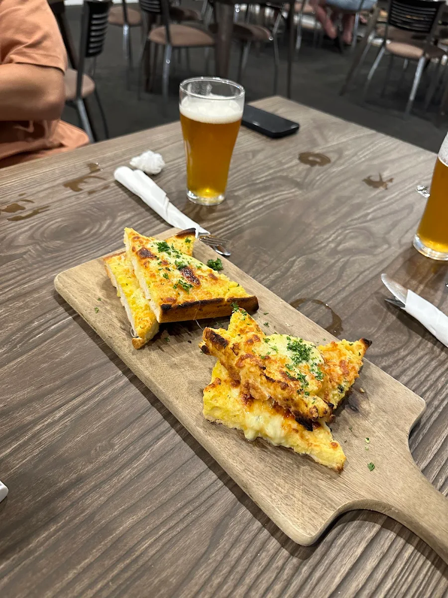 Food & drink, Blue Goose Hotel