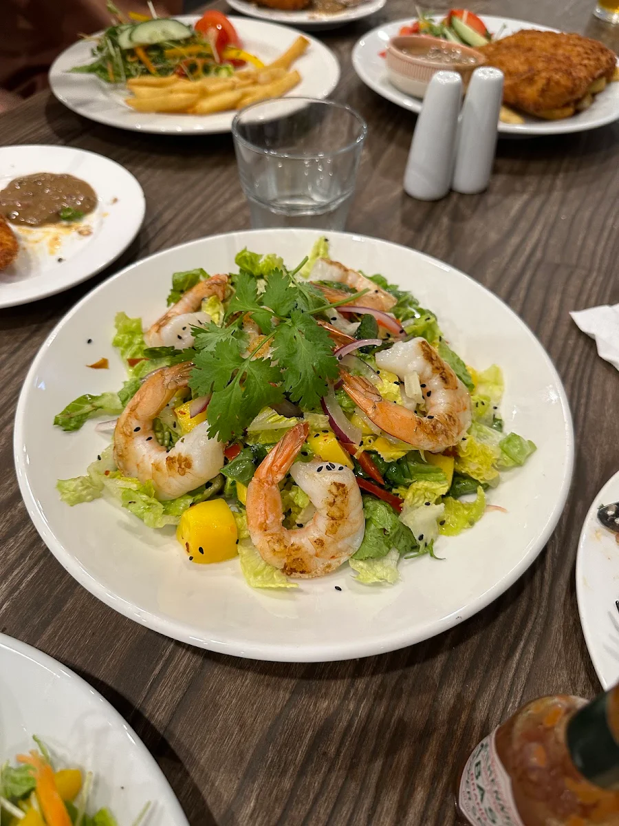 Food & drink, Blue Goose Hotel
