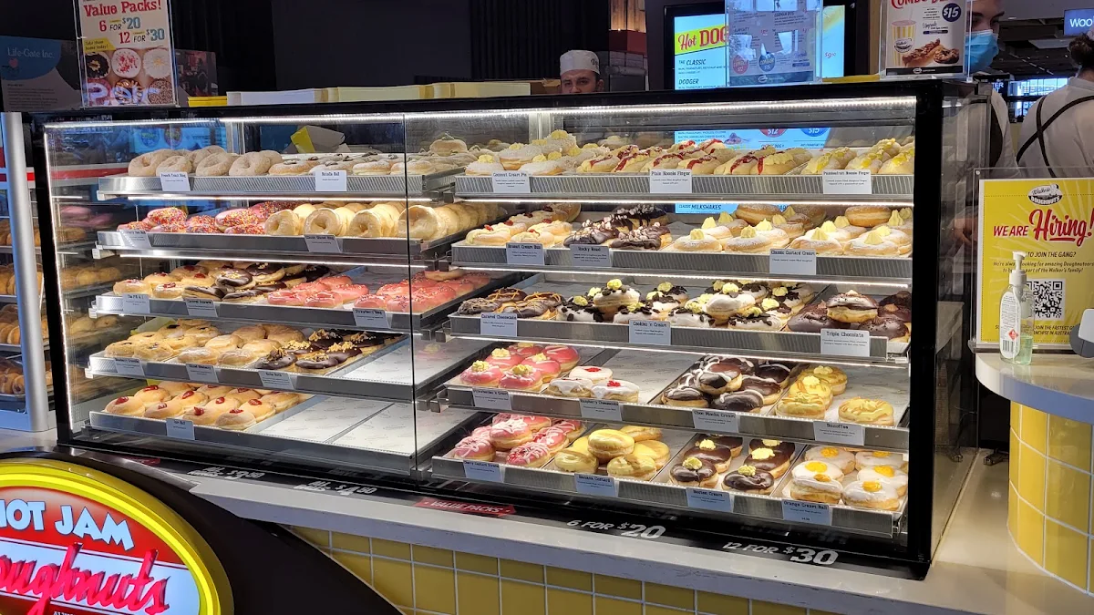 Vibe, Walker's Doughnuts Karingal