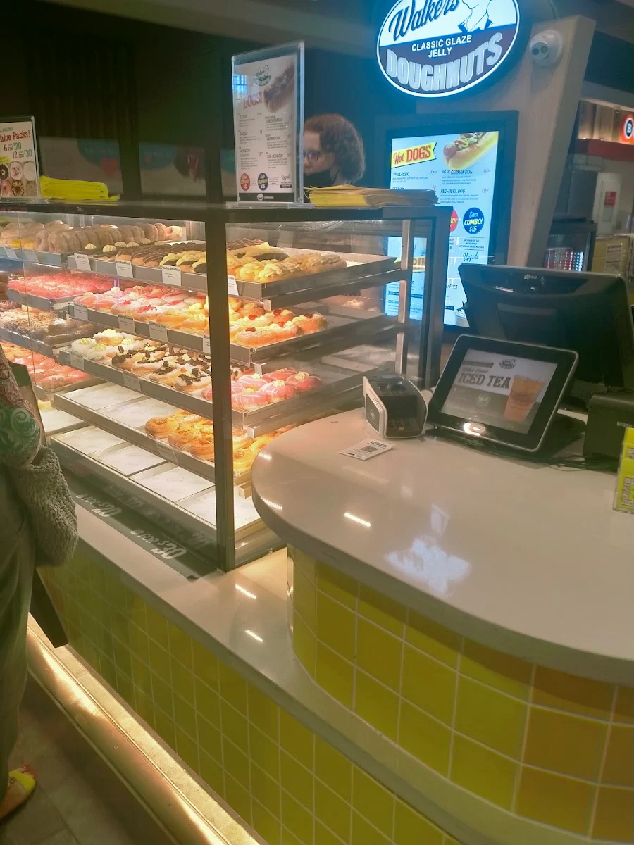 Vibe, Walker's Doughnuts Karingal