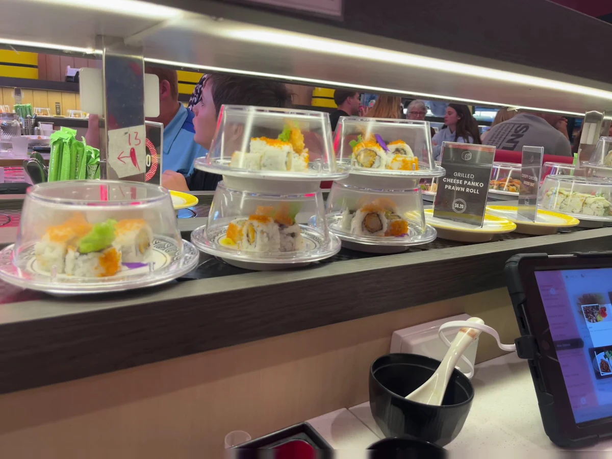 Vibe, Hi Sushi