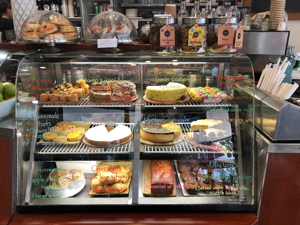 Vibe, My Cafe