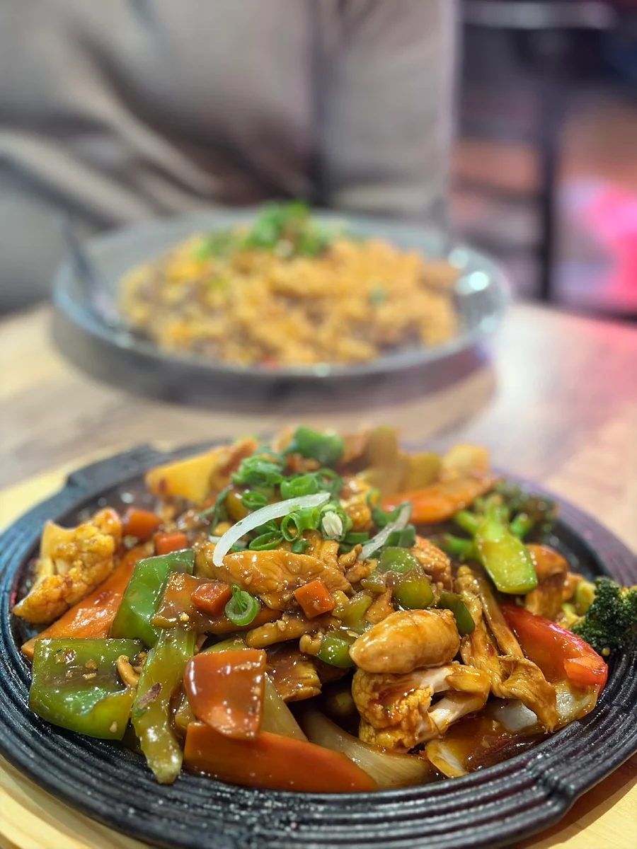 Food & drink, Saigon Express Sandy Bay | 100% Halal Restaurant