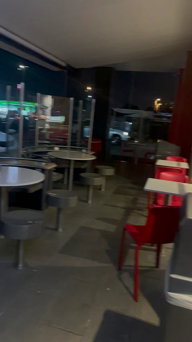 Vibe, KFC Flowerdale