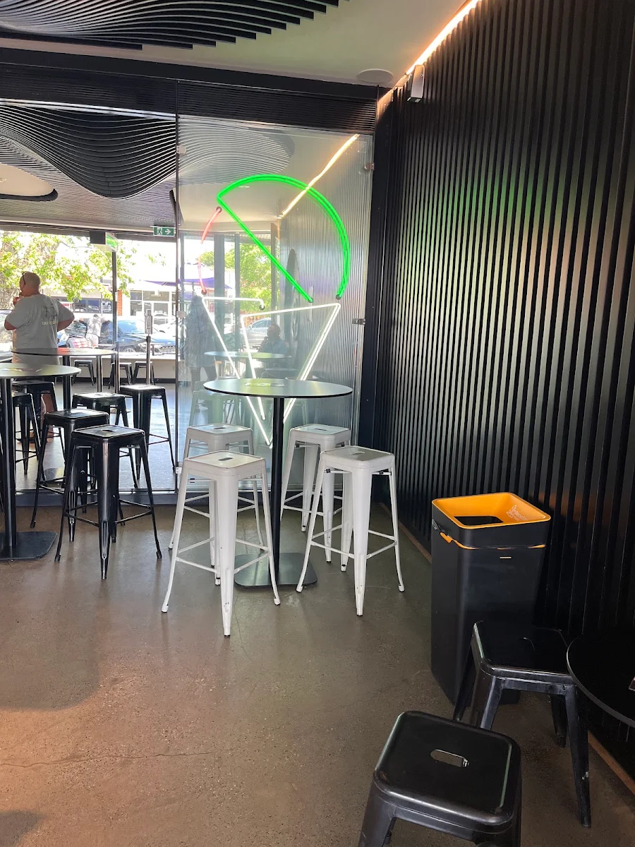 Vibe, Augustus Gelatery - Sunbury