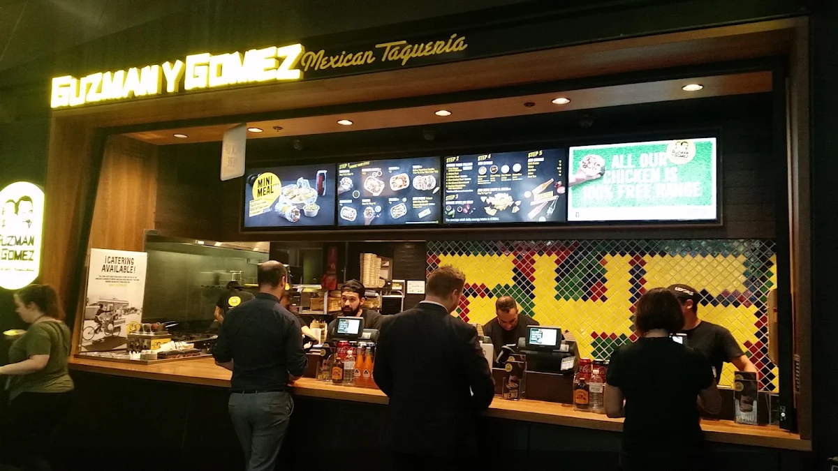 Vibe, Guzman y Gomez - 567 Collins