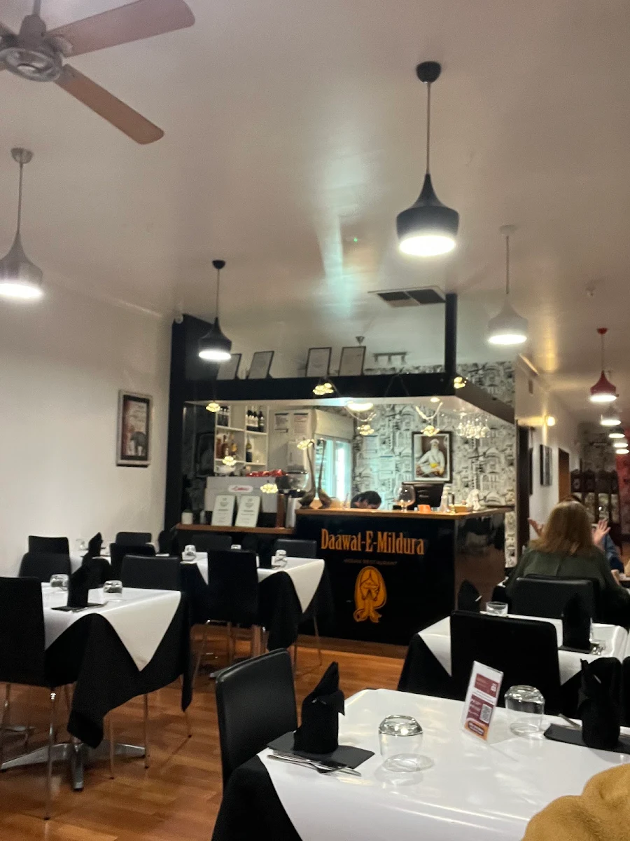 Vibe, Daawat-E-Mildura Indian Restaurant