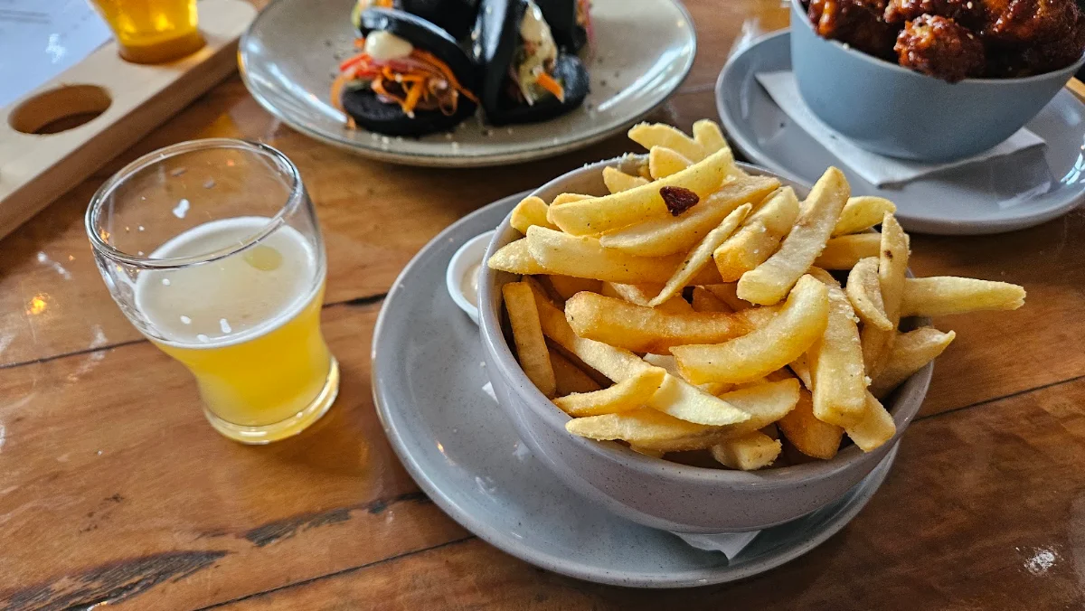 Food & drink, Suburban Social Chapel Hill