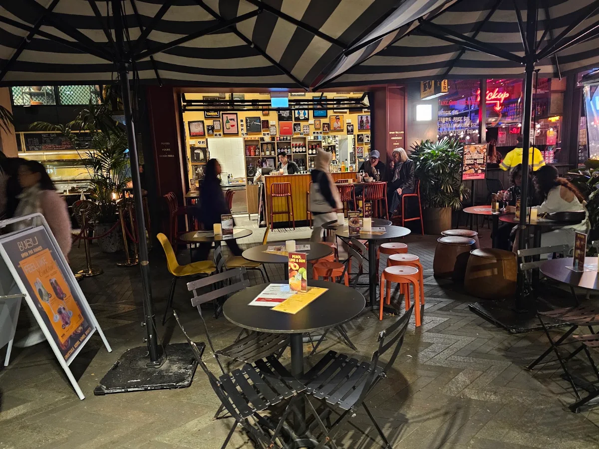 Vibe, Bar Bubu Diner