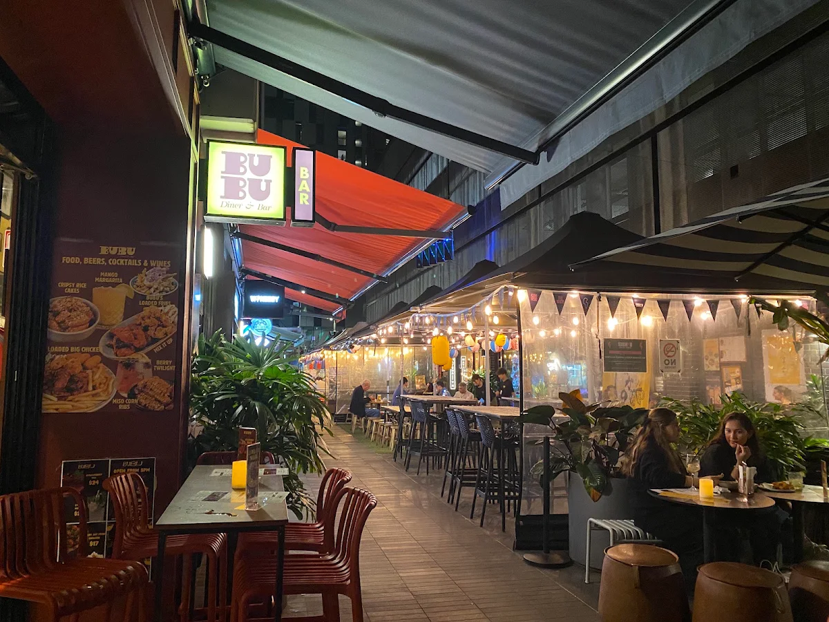 Vibe, Bar Bubu Diner