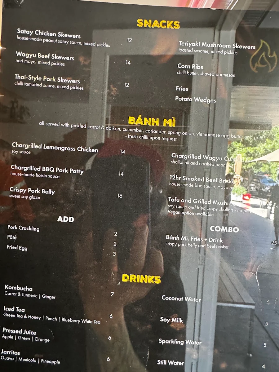 Menu, YUM CHAR