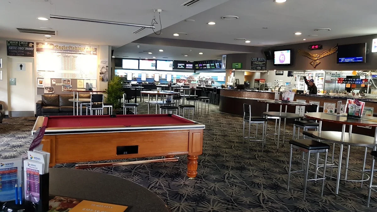 Vibe, Gateshead Tavern & Motel