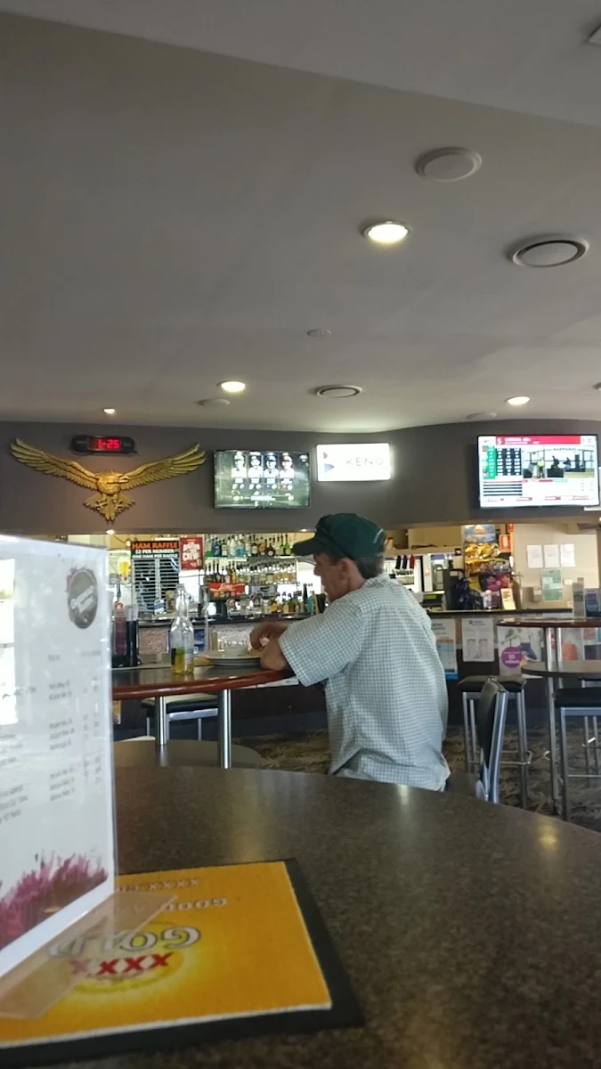 Vibe, Gateshead Tavern & Motel