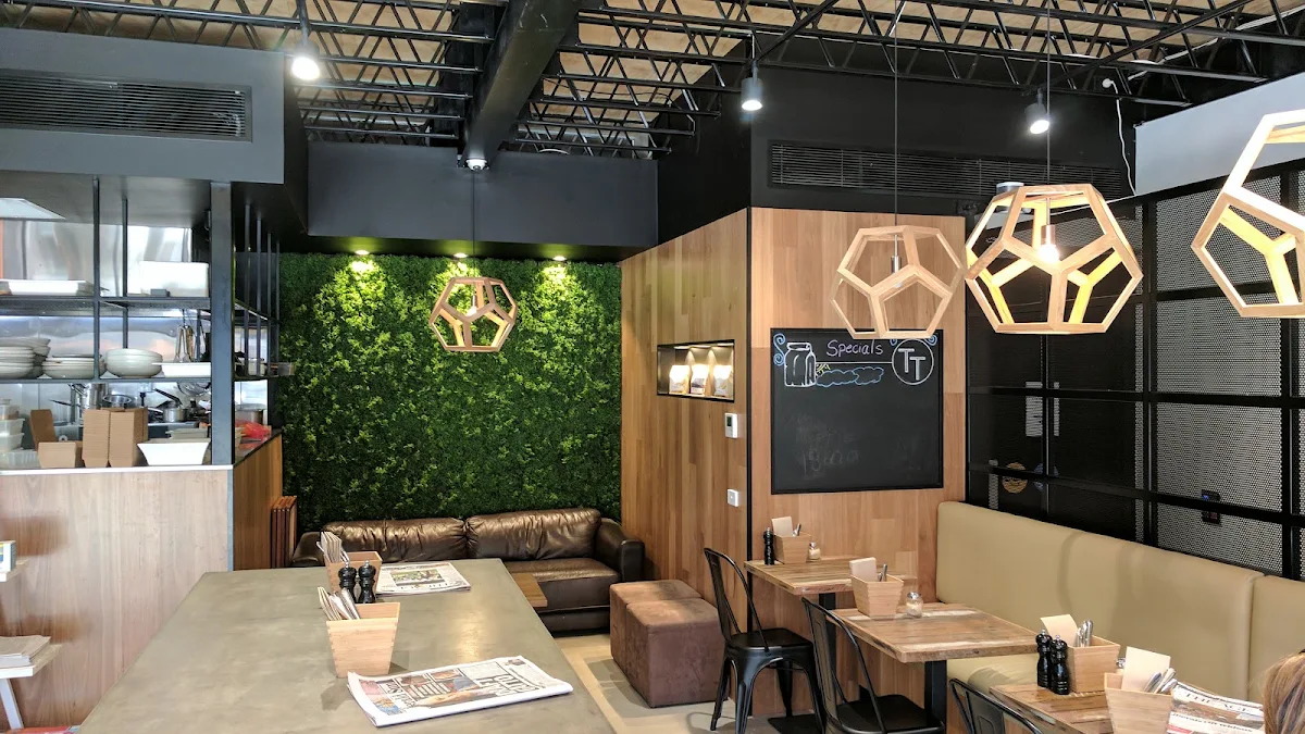Vibe, Ternary Tuckshop