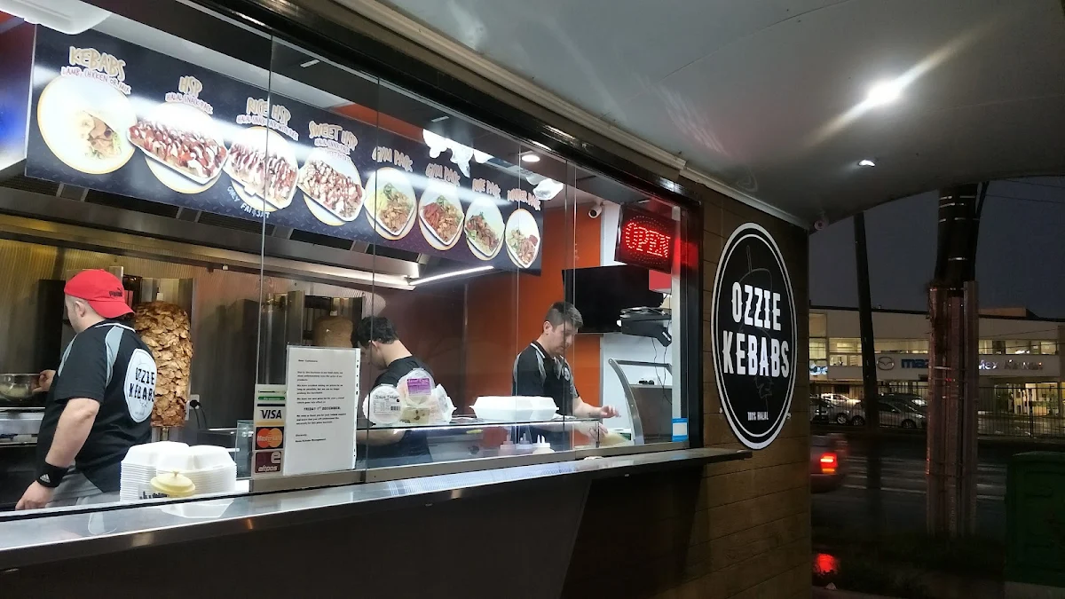 Vibe, Ozzie Kebabs