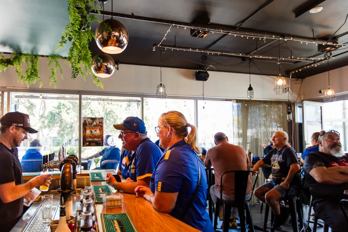 Vibe, 3 B's Burswood Bar & Bistro