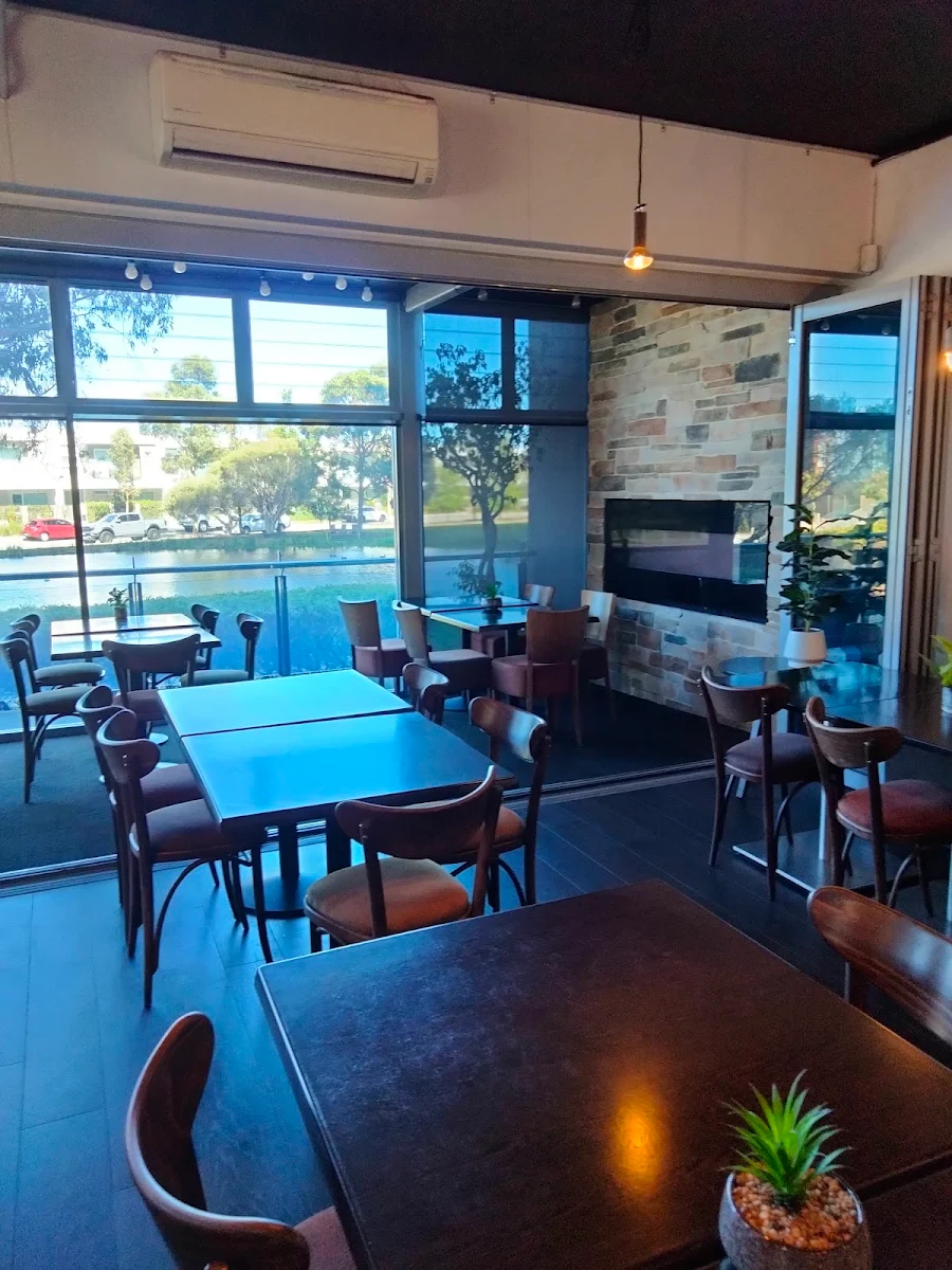 Vibe, 3 B's Burswood Bar & Bistro