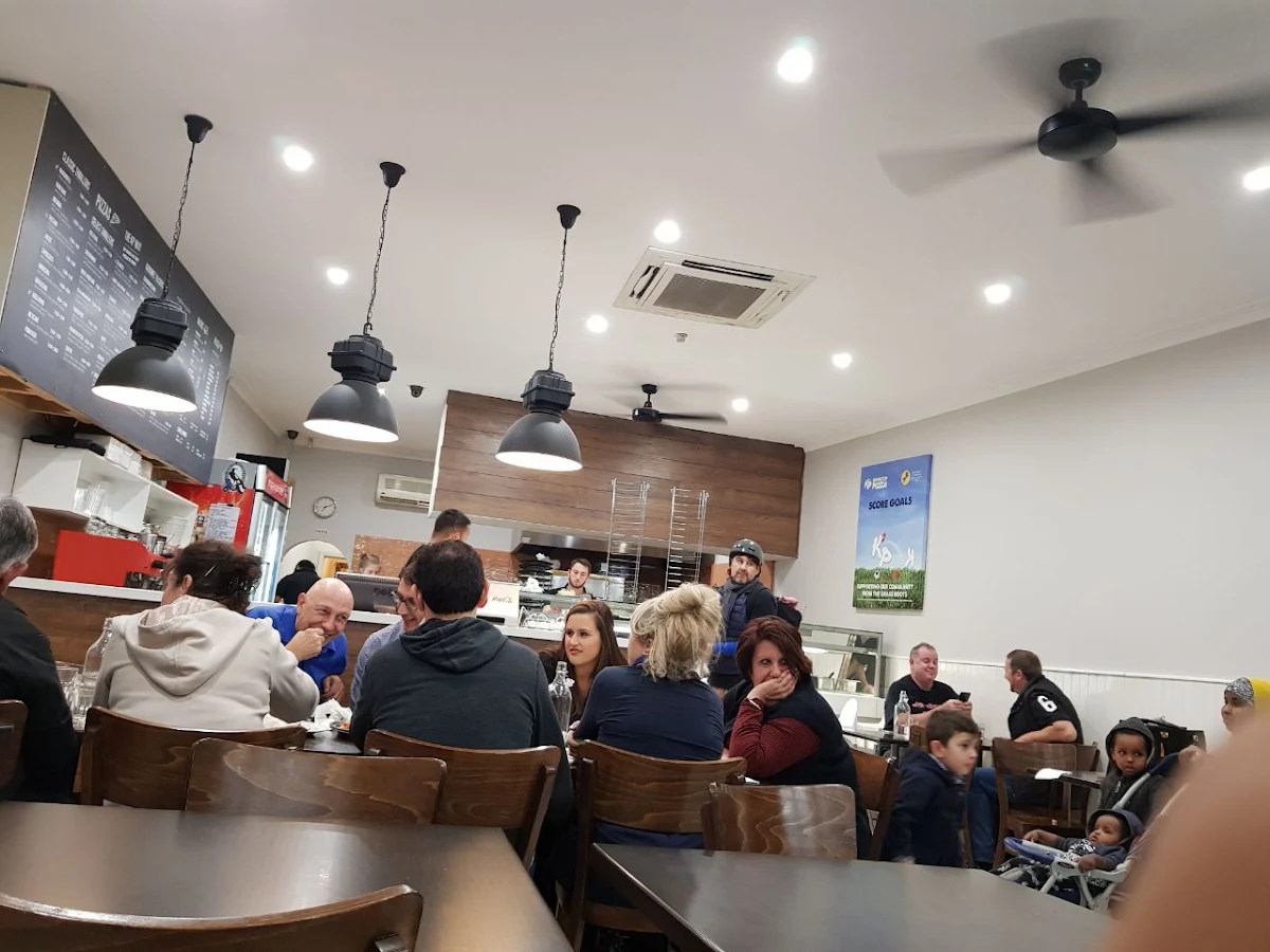 Vibe, Bubba Pizza Kensington