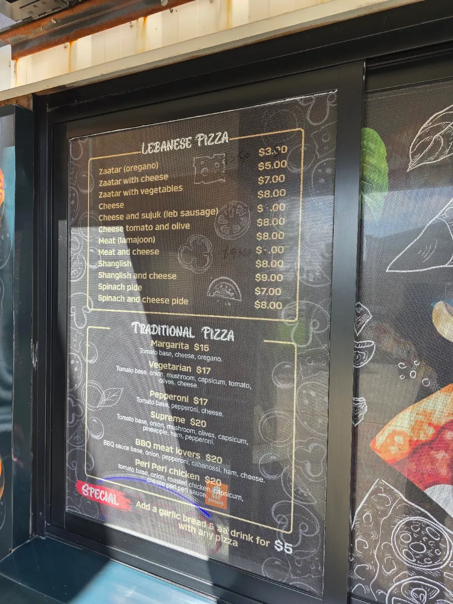 Menu, Pizza on Gilba