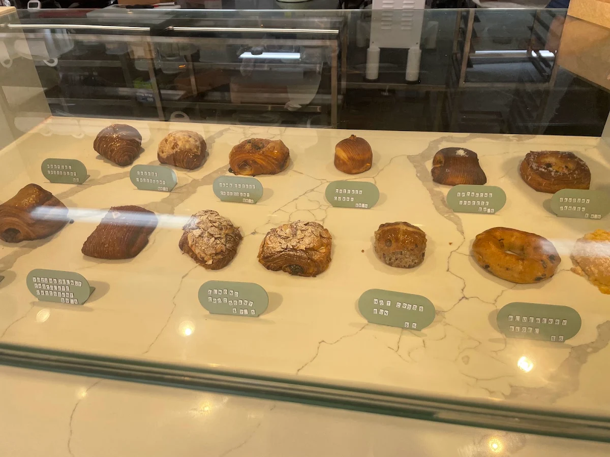 Menu, Backerei R