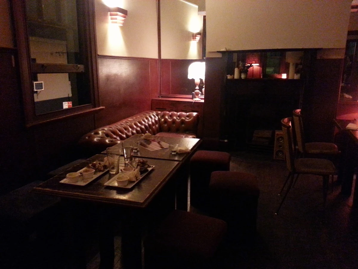Vibe, The Cricketers Arms Hotel