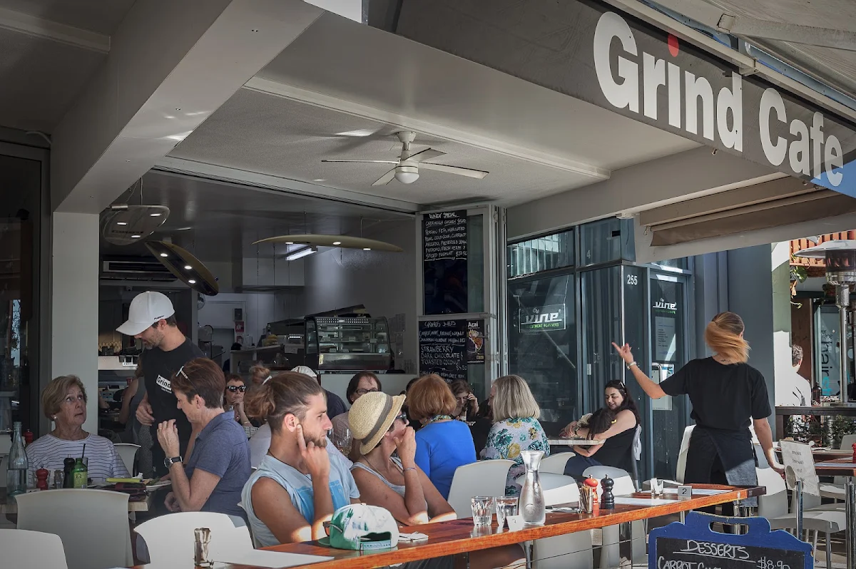 Vibe, Grind Cafe