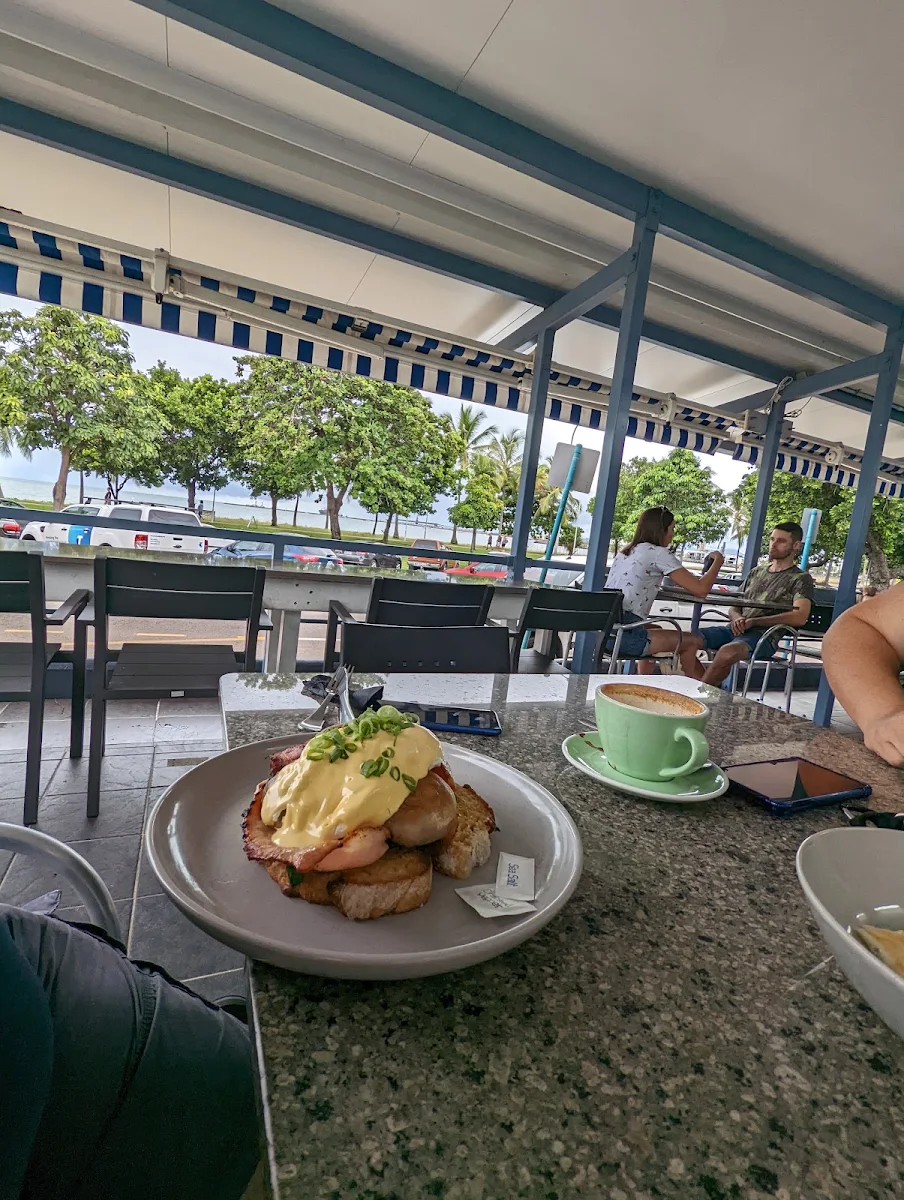 Food & drink, Strand View Cafe