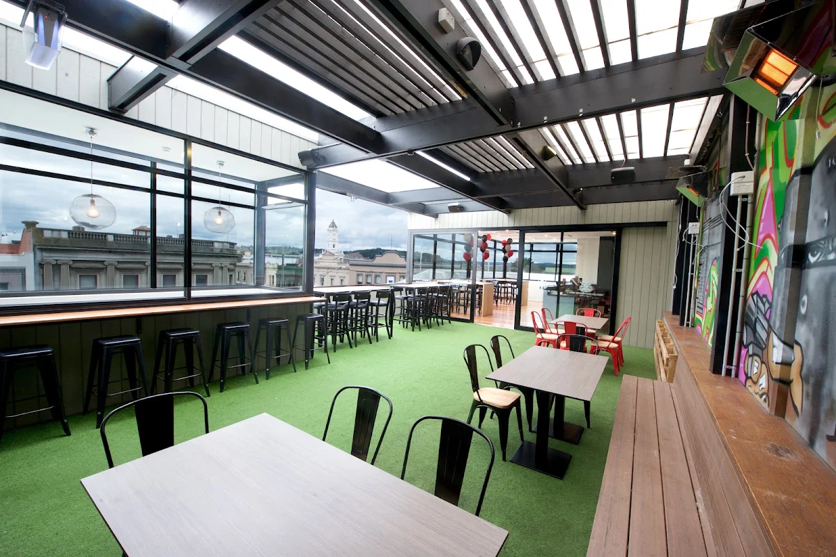 Vibe, The Sporting Globe Bar & Grill Ballarat