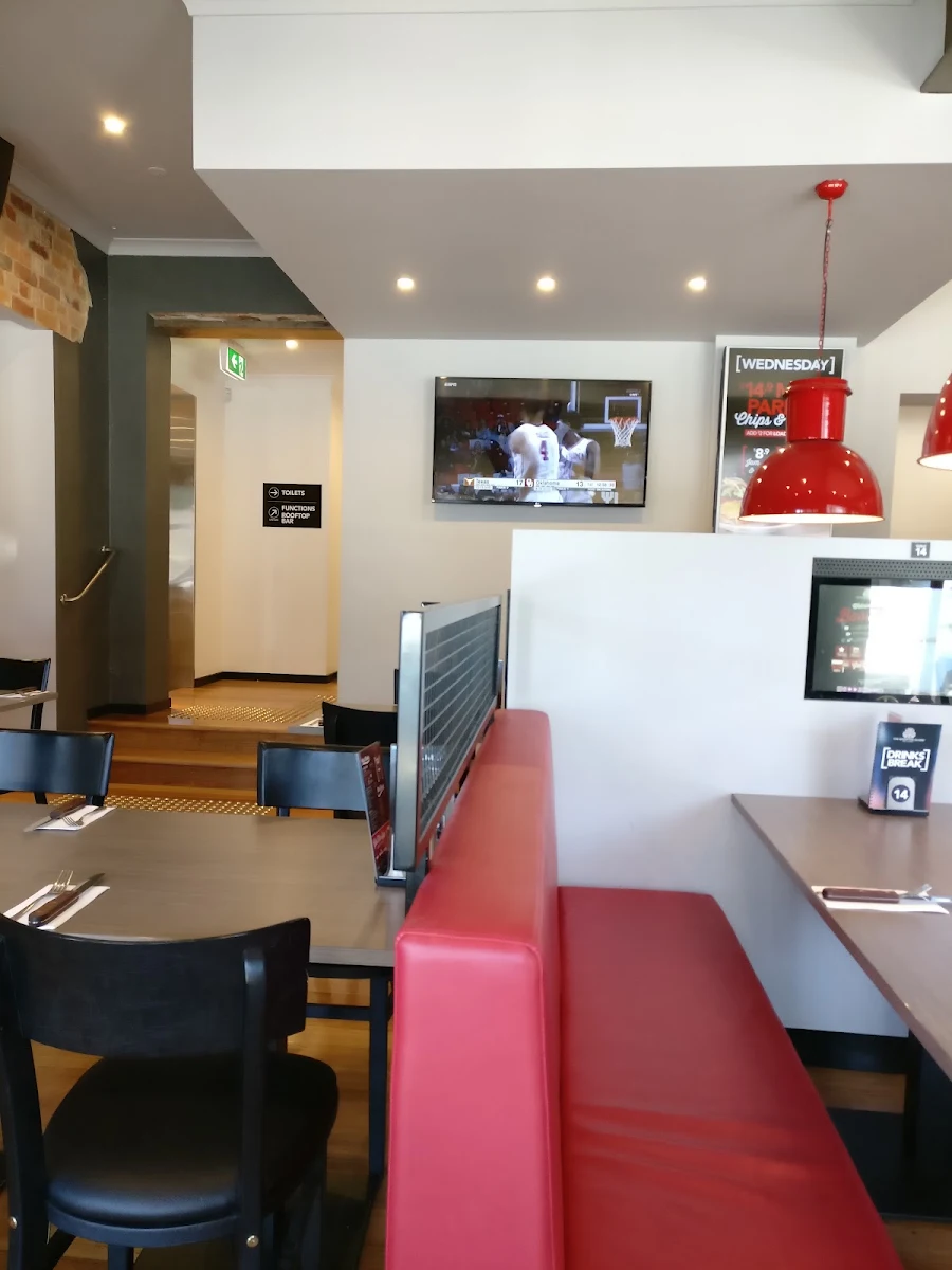 Vibe, The Sporting Globe Bar & Grill Ballarat